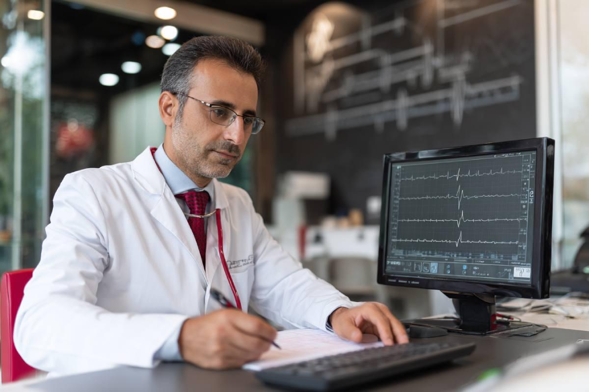 Kalp Kontrolü Check-up Paketleri 2025: Dahil Testler ve Ücretler